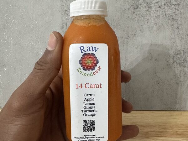 14 Carat juice — Carrot, Orange, Turmeric, Lemon, Ginger, Apple